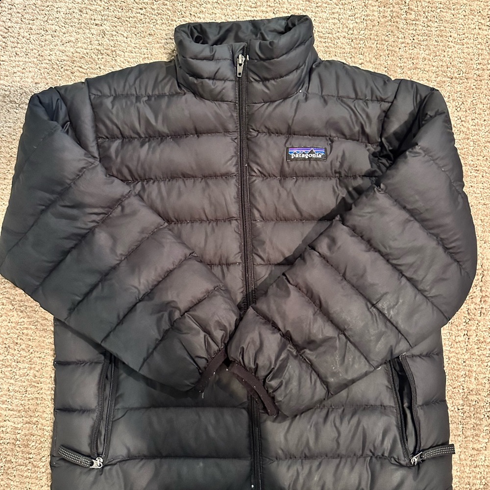 Patagonia Black Puffer Jacket with Quilted Insulation